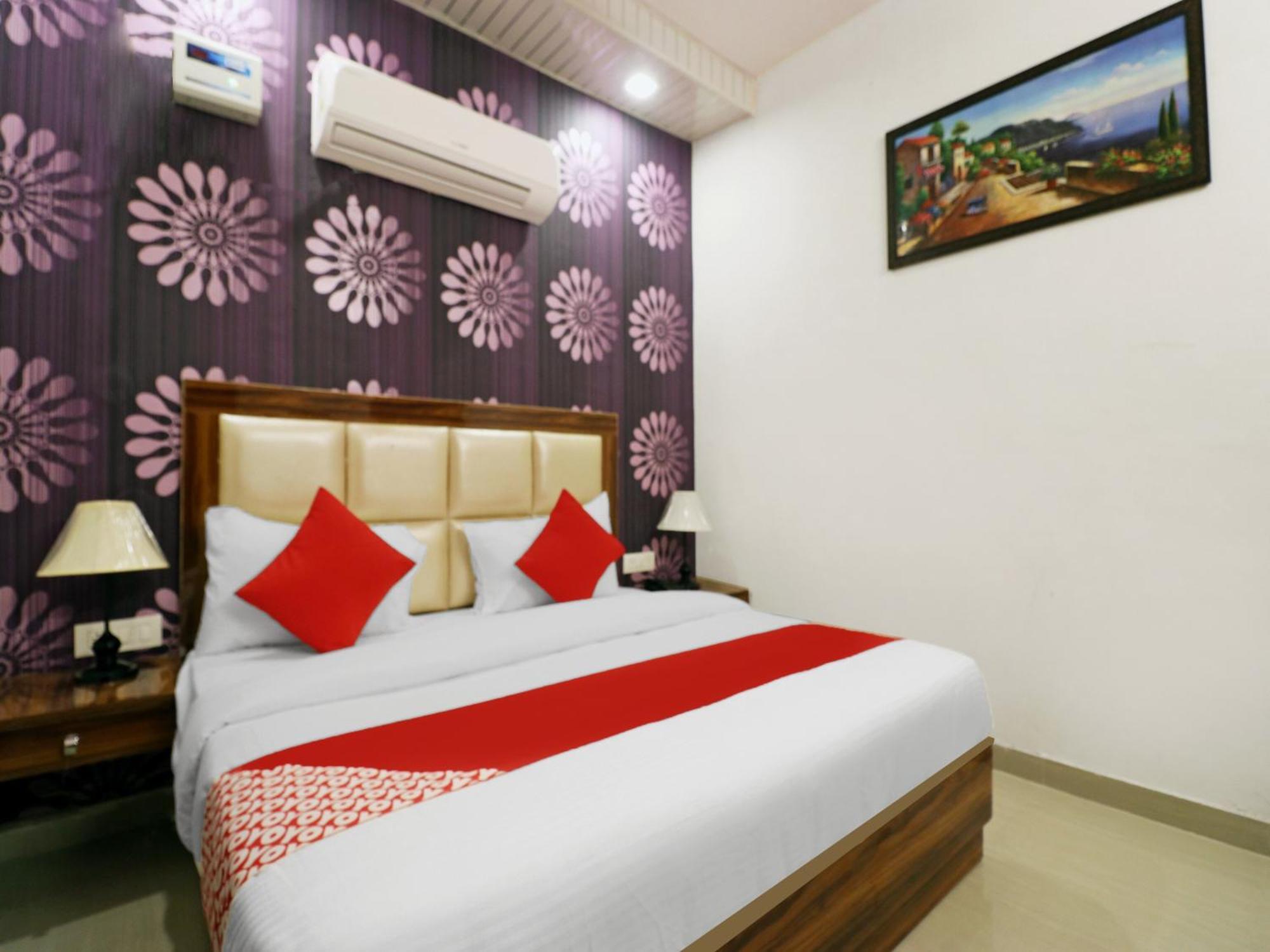Hotel O Sangeet Фаридабад Экстерьер фото